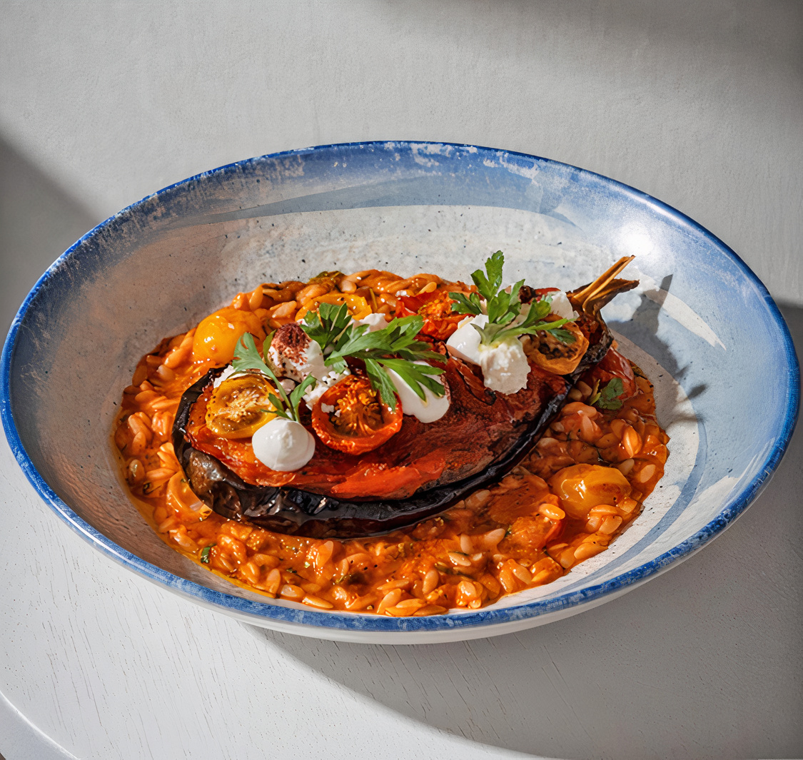 OIA Greek Restaurant & Pool Lounge