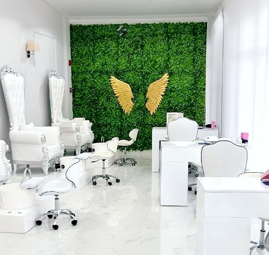 Platinum Hair & Nails Salon