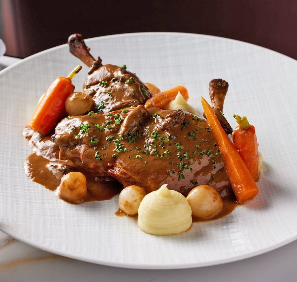 Porterhouse Bar & Grill