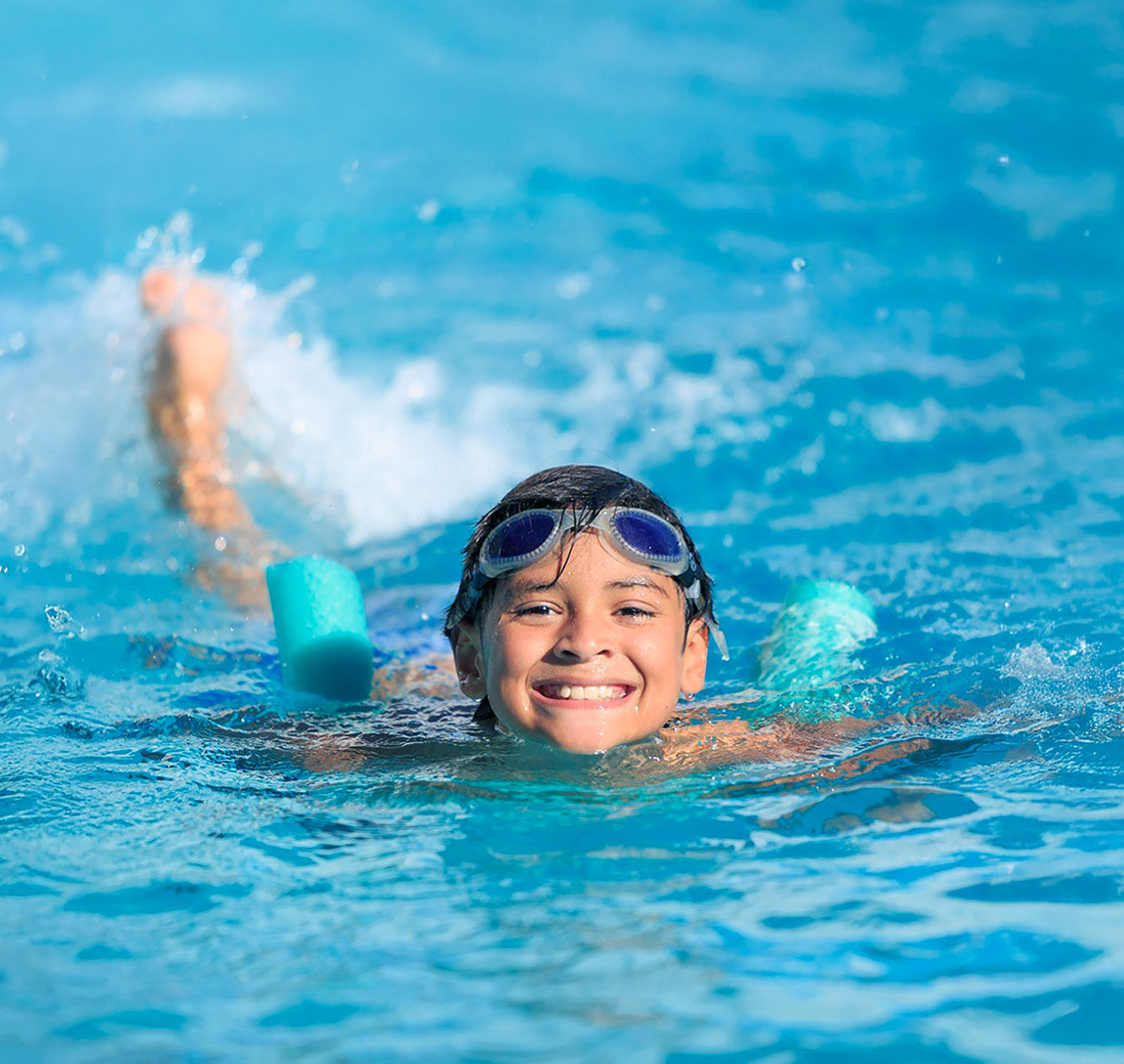 مسبح فندق بريمير إن