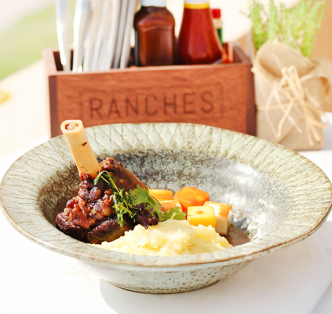 Ranches Restaurant & Bar