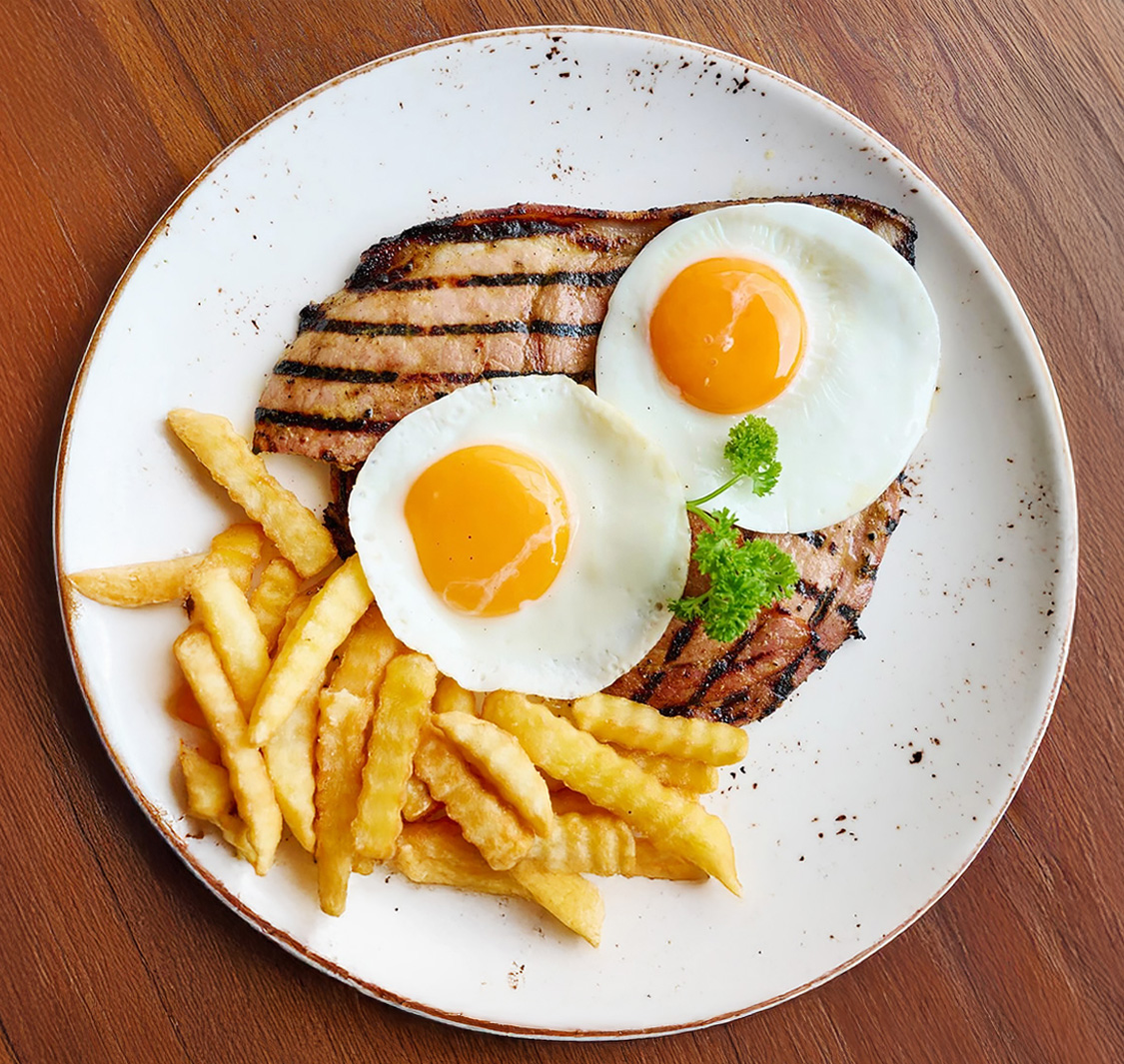 Ranches Restaurant & Bar