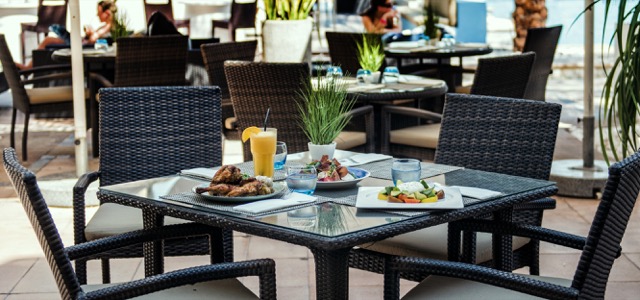 RIVA Ristorante, Bar & Beach