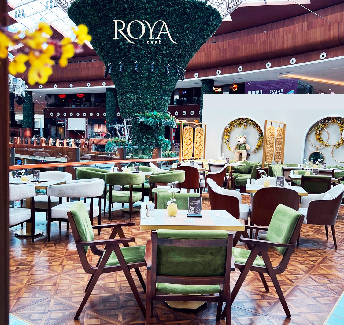 Roya Cafe