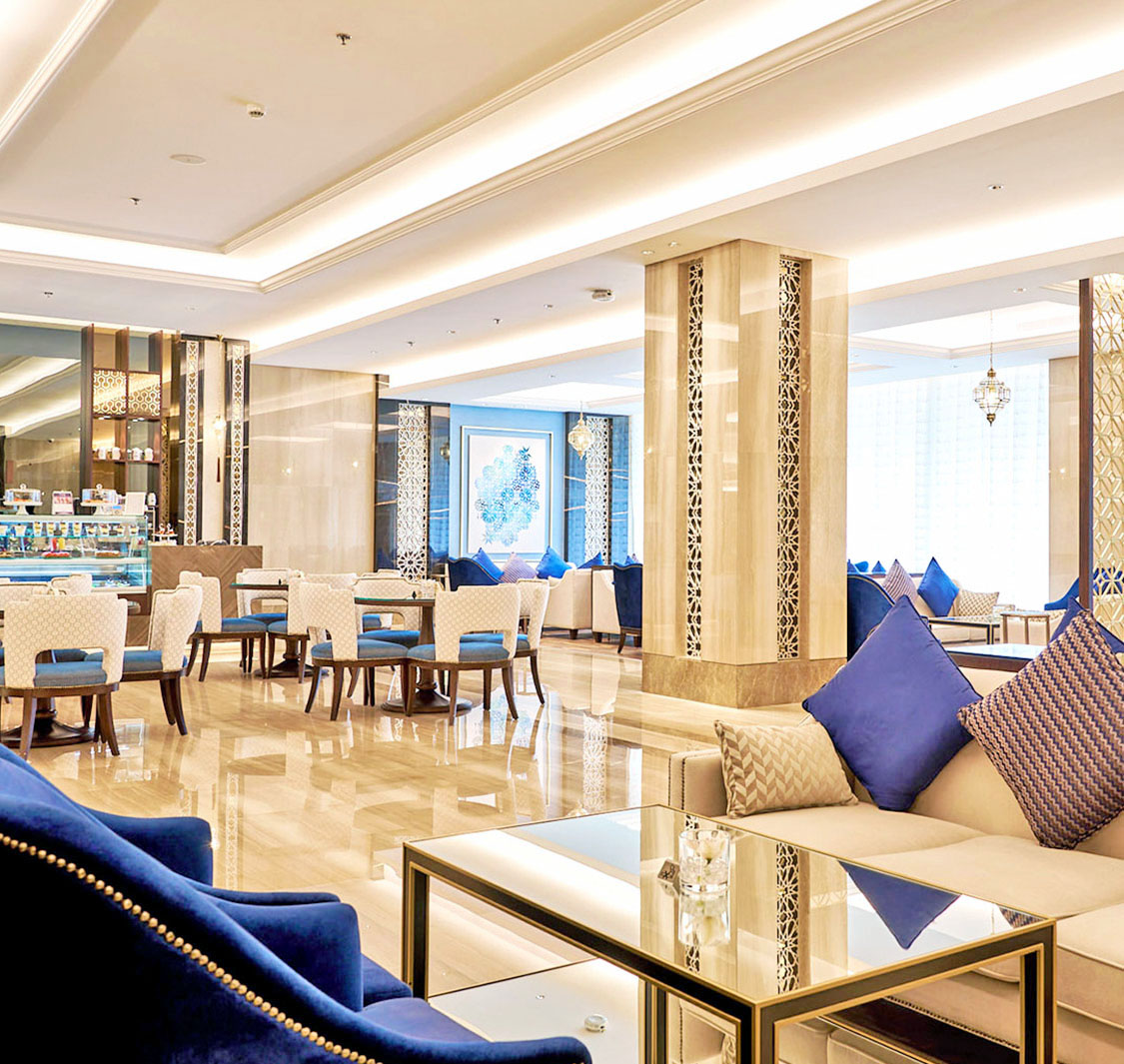 Royal Cafe - Radisson Diplomat