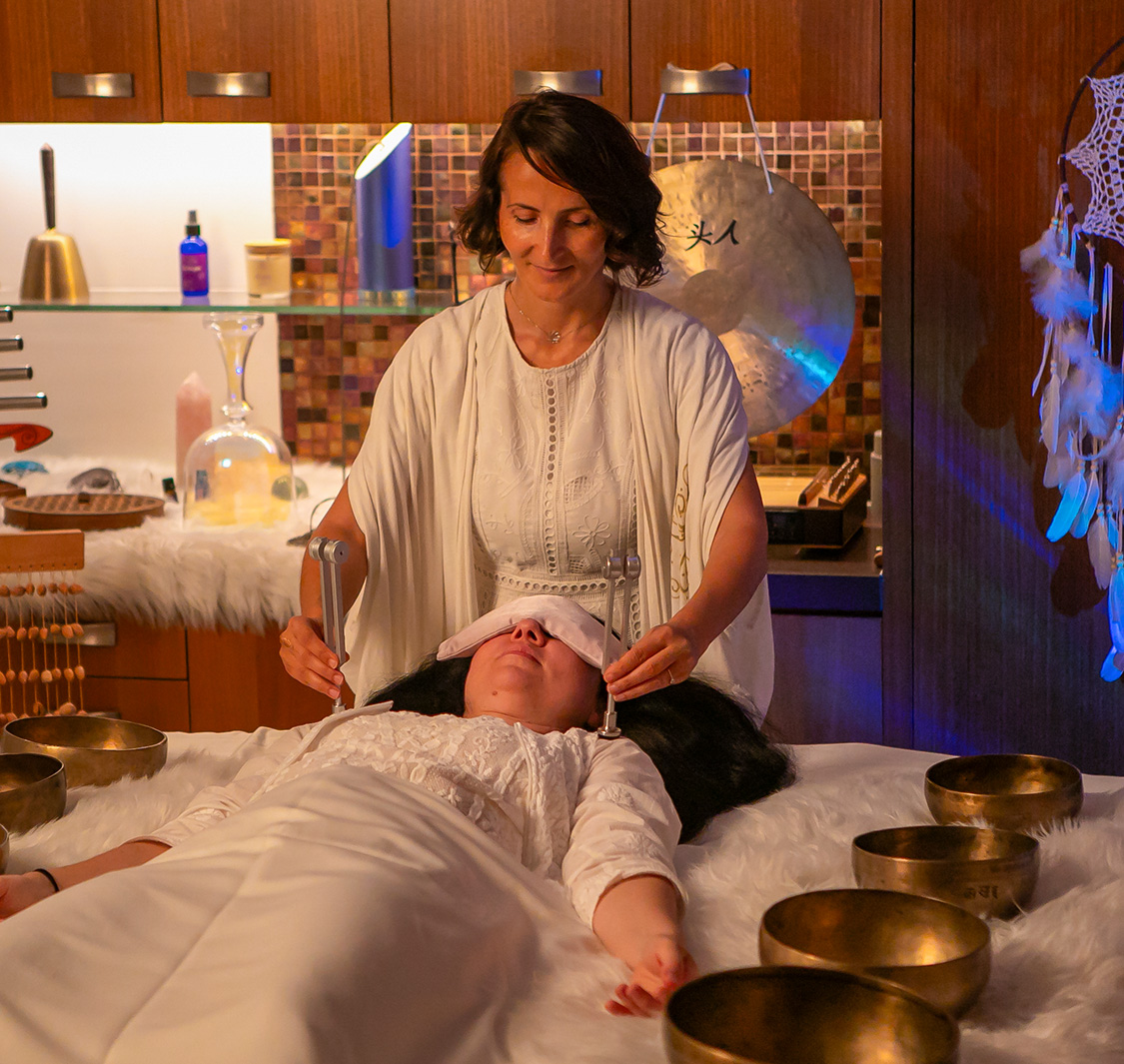 Sakina - Sound & Light Therapy by Neli Merris