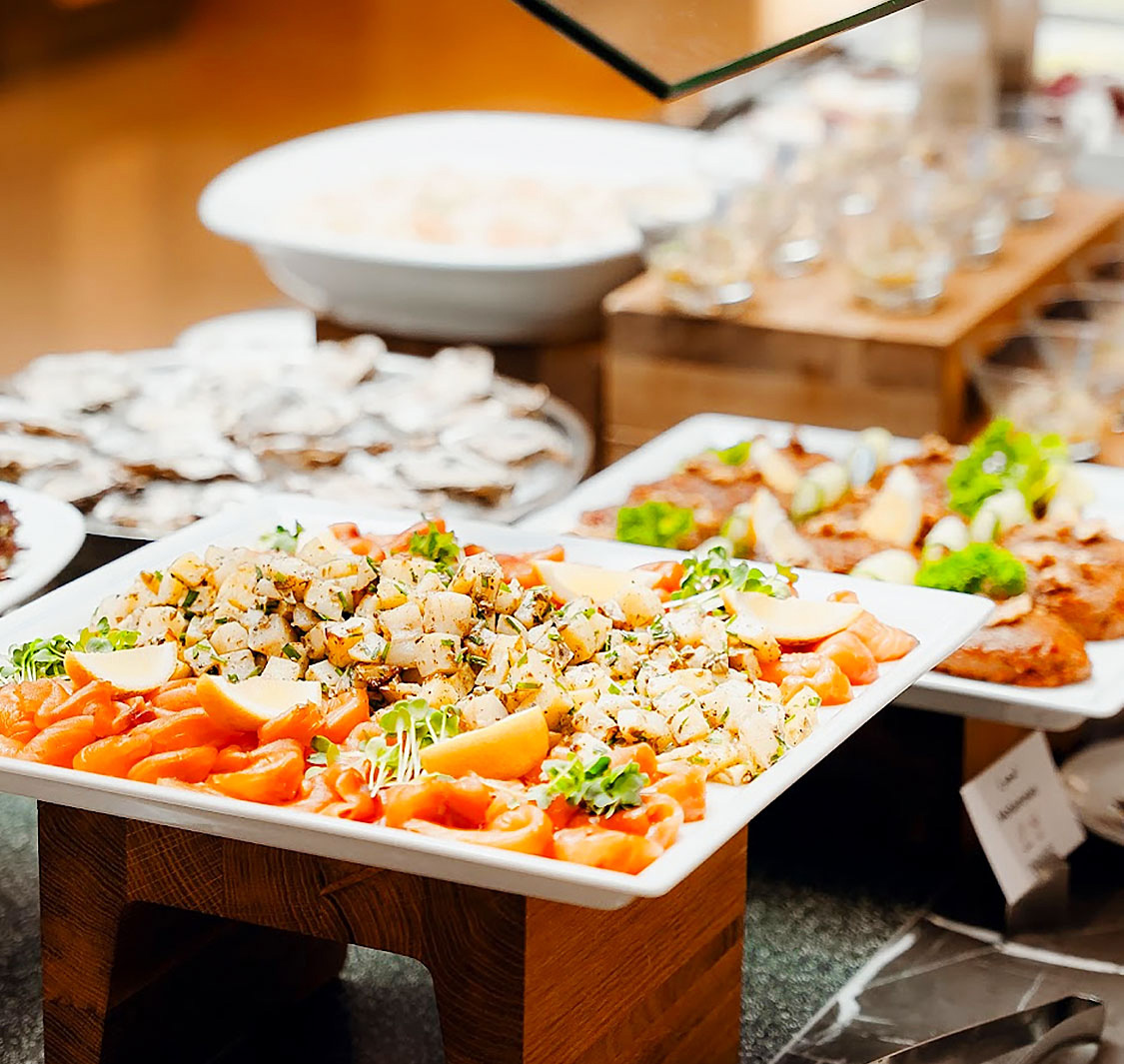 Silk Road Restaurant - Radisson Blu Hotel & Convention Center, Riyadh Minhal