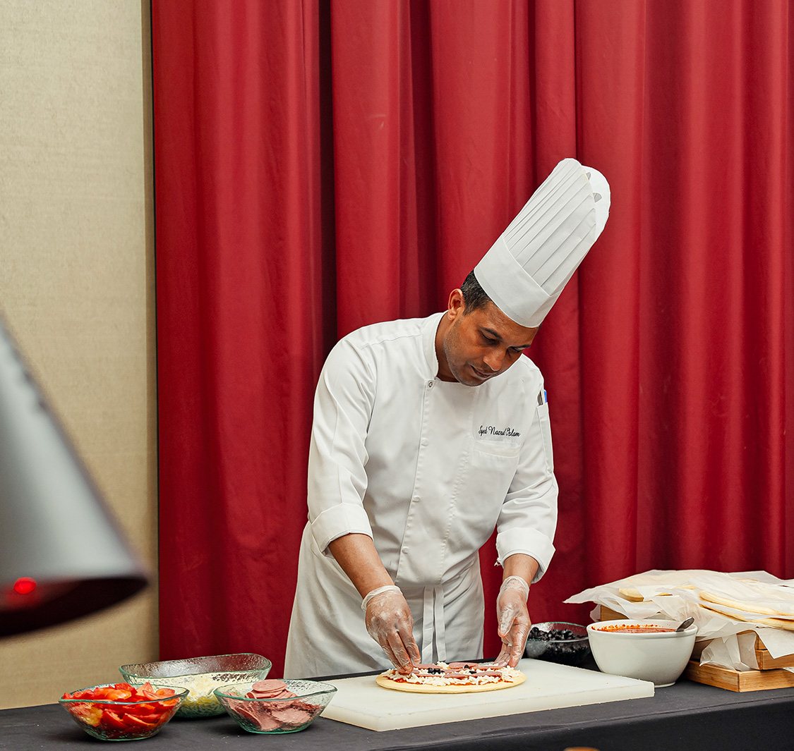 Silk Road Restaurant - Radisson Blu Hotel & Convention Center, Riyadh Minhal