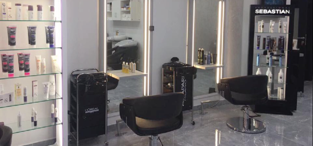 Socrates Beauty Lounge by J&C