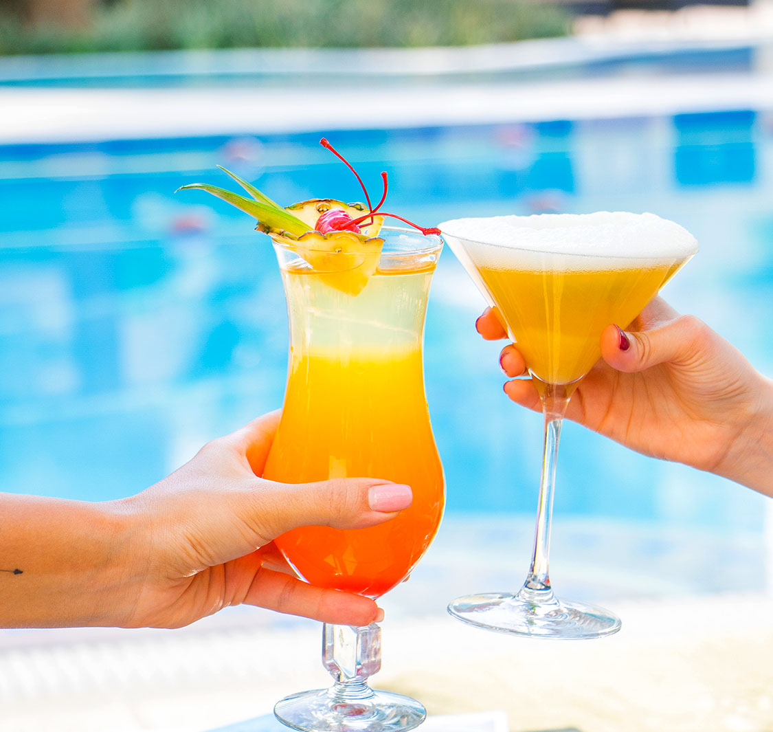 Sol Pool Bar & Lounge