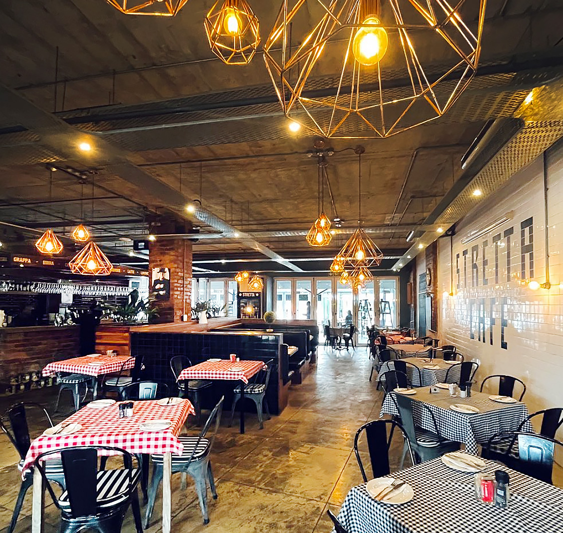 Stretta Cafe & Grill
