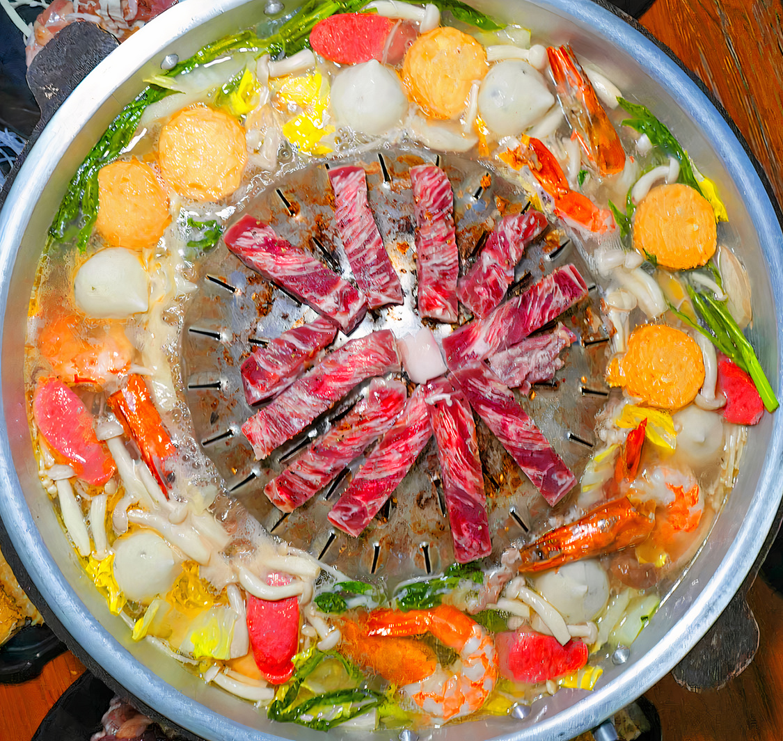 Tha Siam Charcoal Mookata