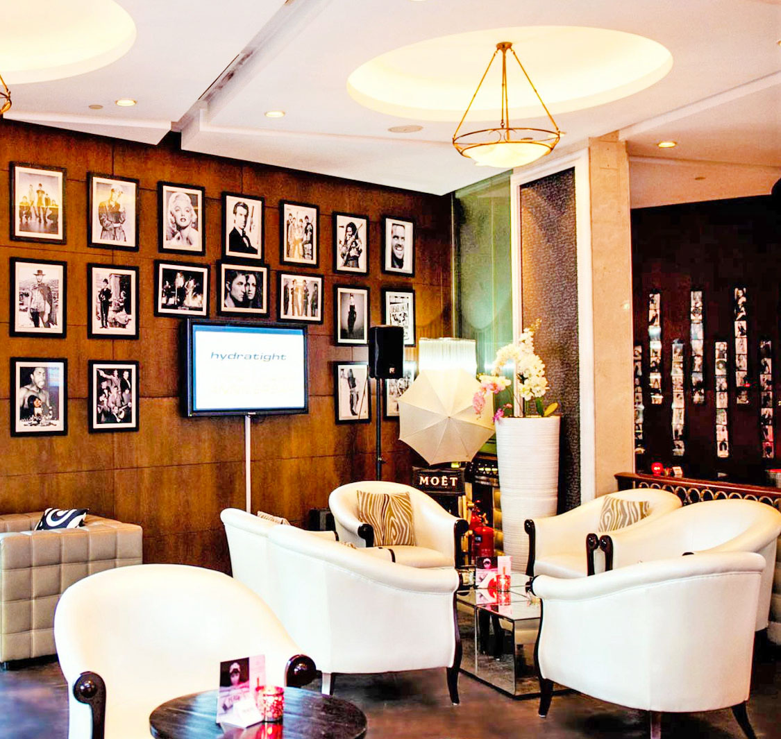 The White Lounge