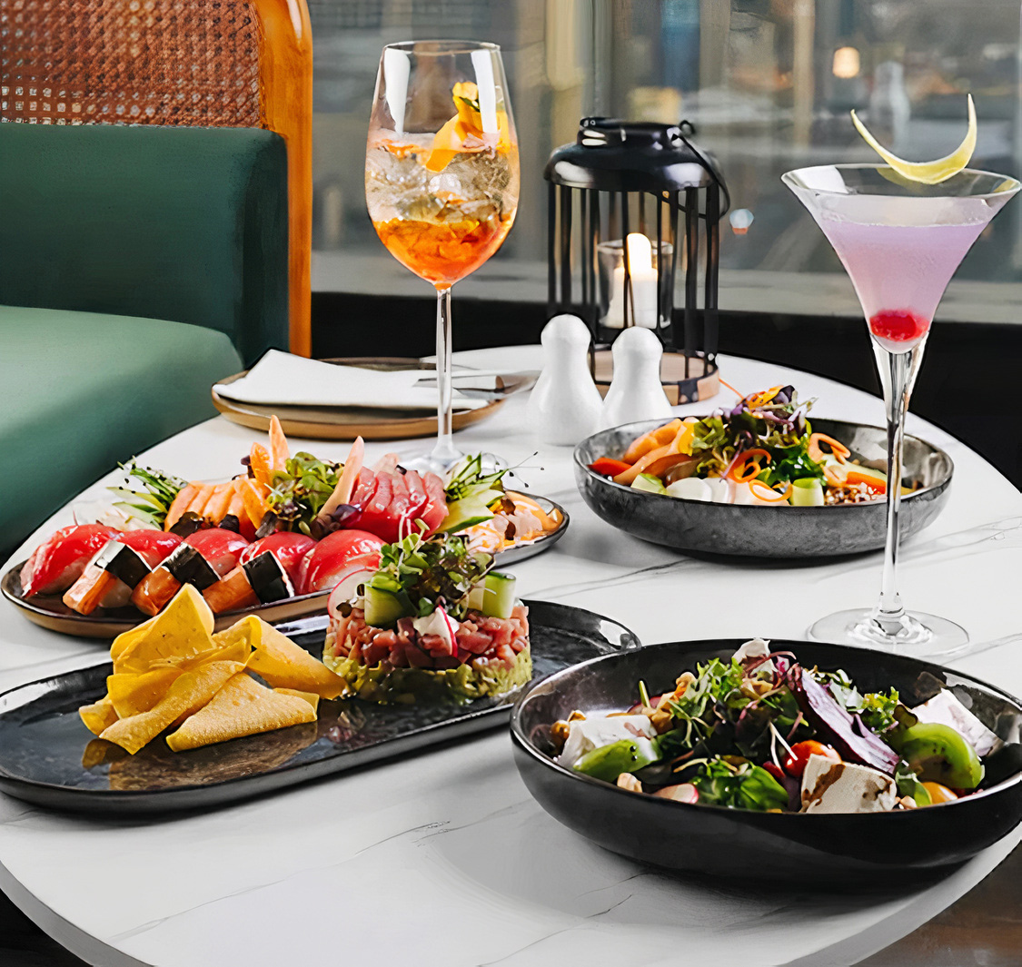 Windows Bar & Lounge