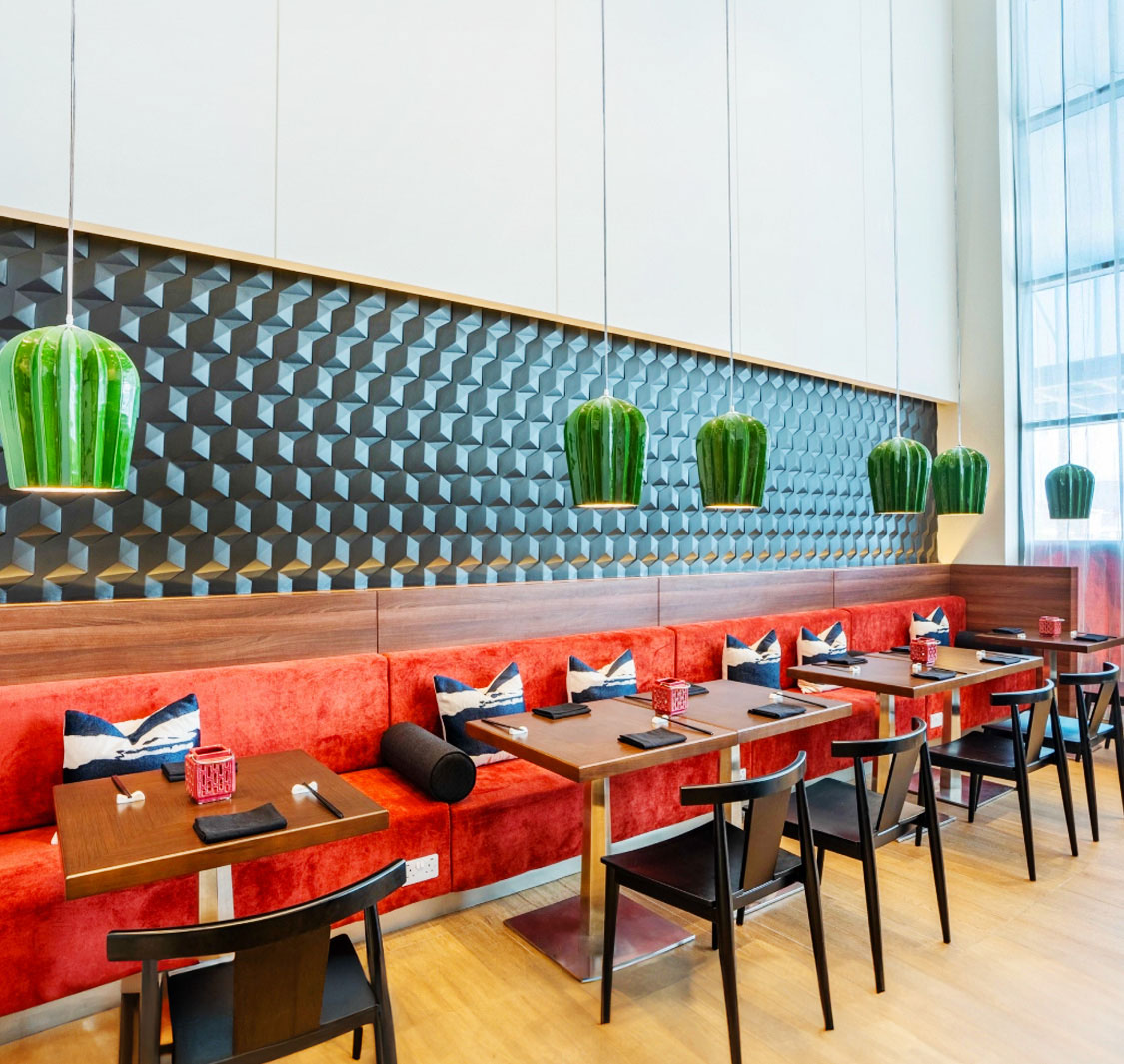 مطعم ووكس في فندق حياة بليس دبي جميرا